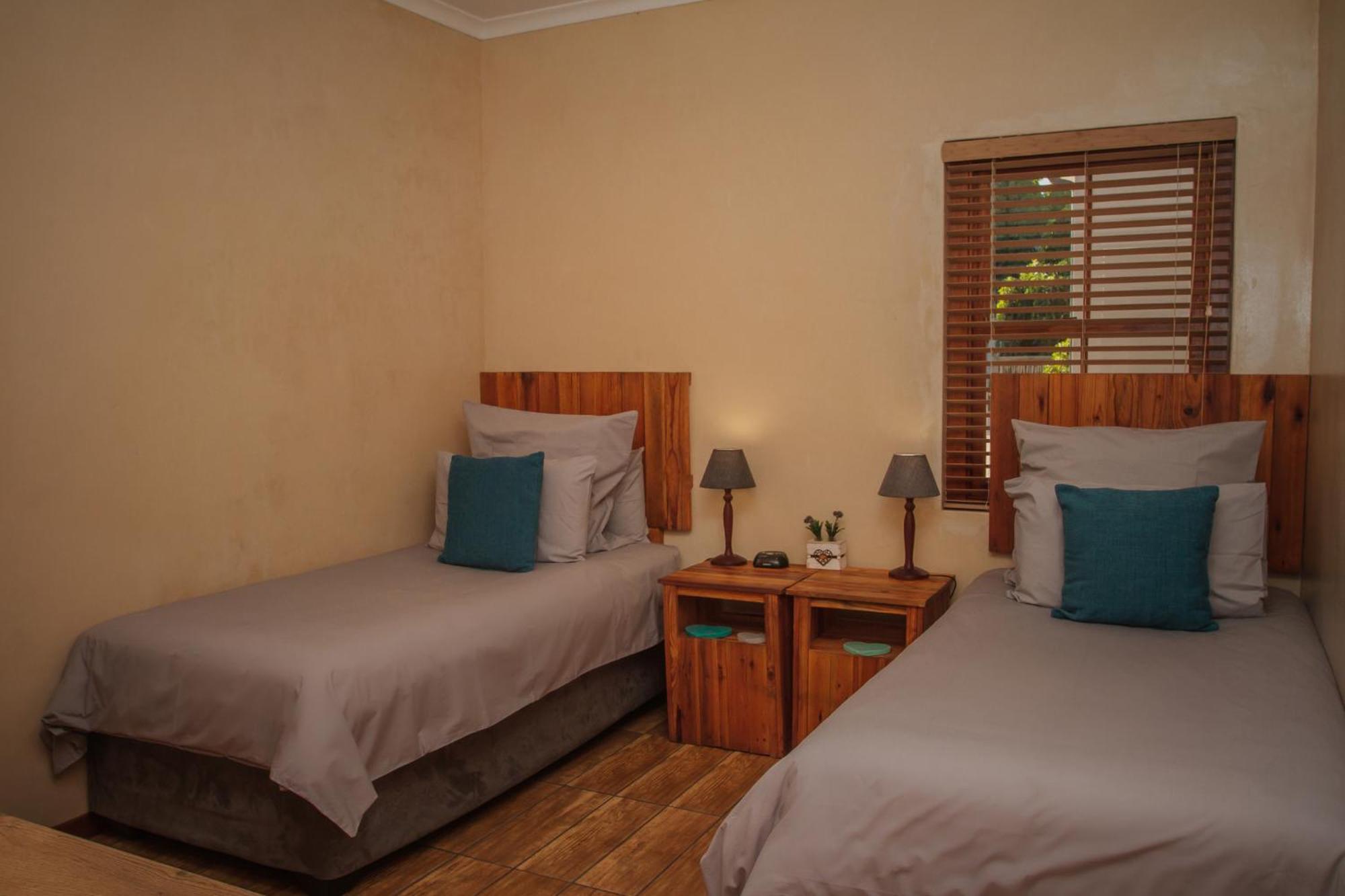 Dolittle Cottages Swellendam Kamer foto