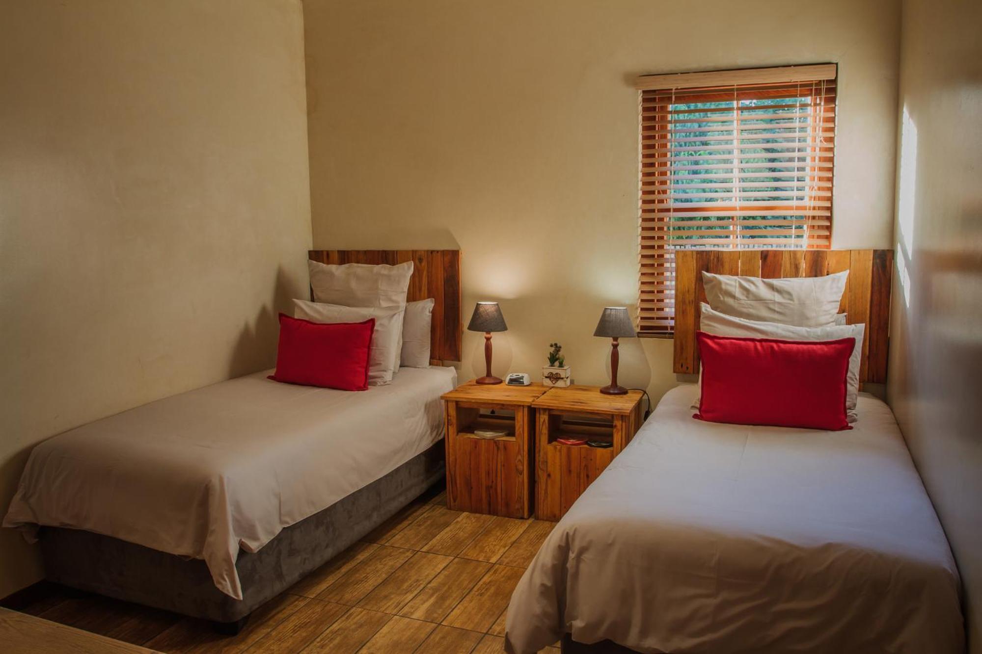 Dolittle Cottages Swellendam Kamer foto